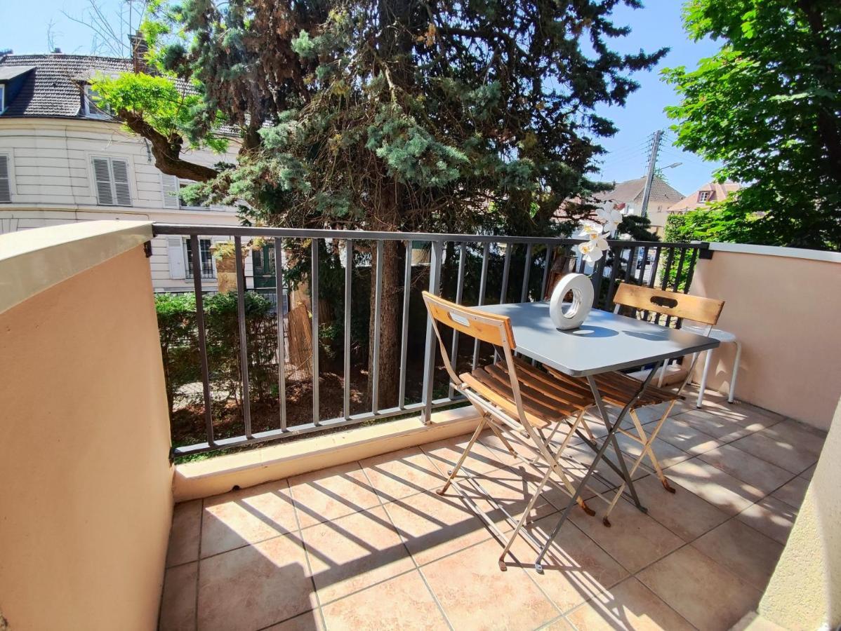 Tres Belle Appartement Lumineuse Spacieux 尚蒂伊 外观 照片
